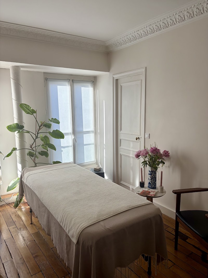 Aglaé - Naturopathie - Drainage lymphatique Renata França - Madérothérapie I Paris 11