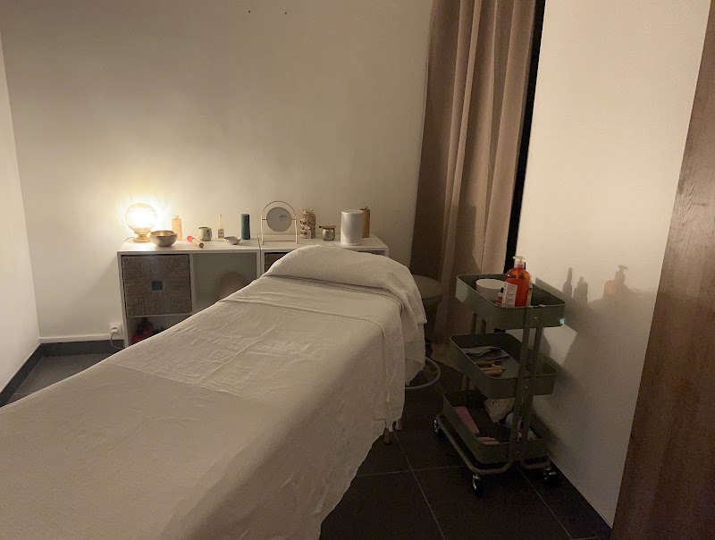 Holistica Paris - Drainage lymphatique Renata França - Kobido