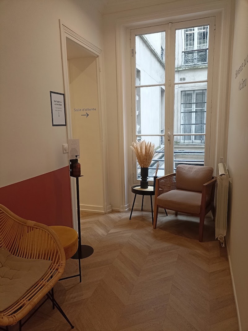 Séverine Drainage lymphatique Renata Franca | Haut Marais Paris 3