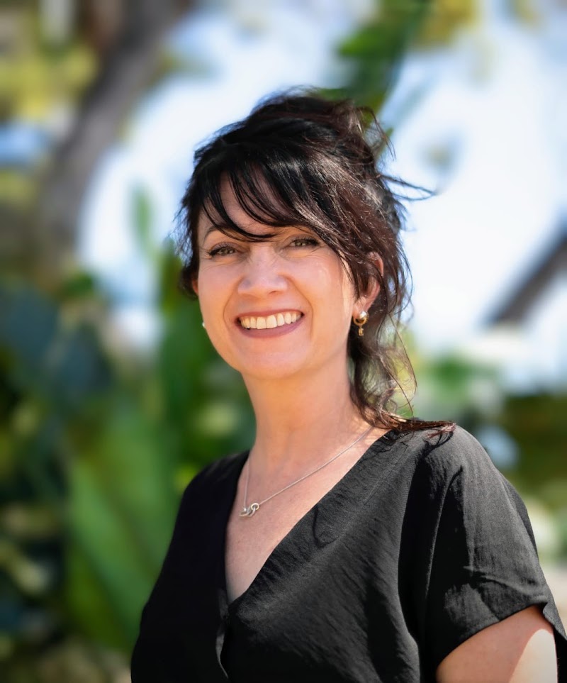 Sandra PAPA - Naturopathe - Sophrologue - Drainage Lymphatique Renata Franca - Réflexologie - KOBIDO - Madérothérapie