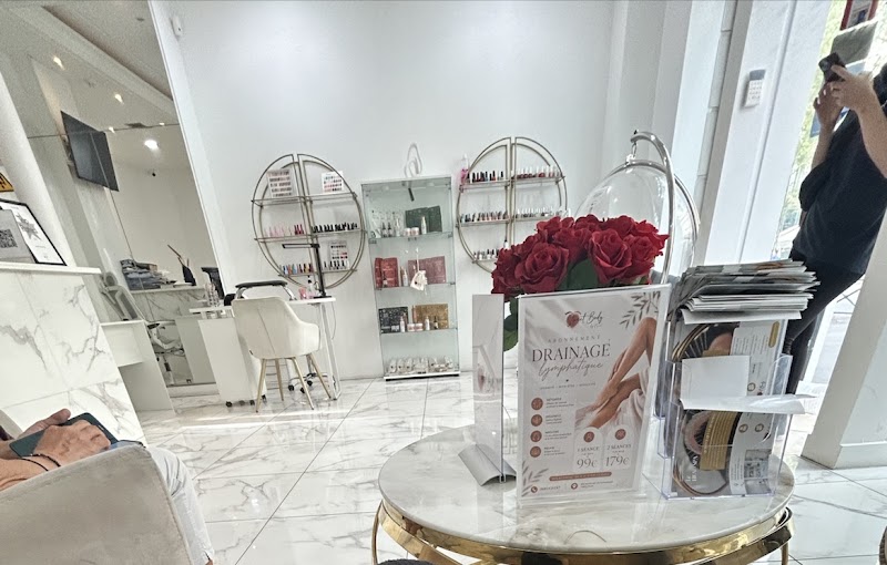 Sweetbodybymina - Centre de beauté, minceur, laser, cryolipolyse et anti-âge - Formation esthétique maderothérapie - Headspa