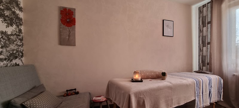 Sylvie Normand - Massage contenant pour petits et grands
